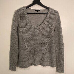 Women's XS RW & Co Knitted V-Neck Sweater - Silver and Sparkles